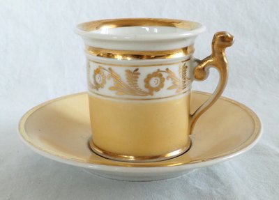Pair of Charles X period Empire coffee cups, Nankin and gold decor - Paris porcelain