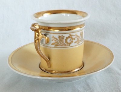 Pair of Charles X period Empire coffee cups, Nankin and gold decor - Paris porcelain