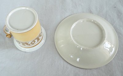 Pair of Charles X period Empire coffee cups, Nankin and gold decor - Paris porcelain
