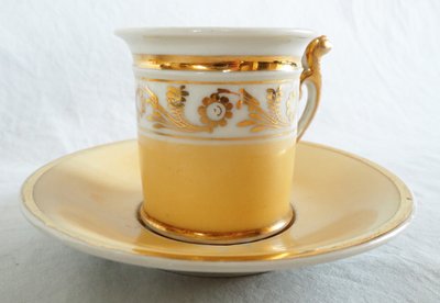 Pair of Charles X period Empire coffee cups, Nankin and gold decor - Paris porcelain