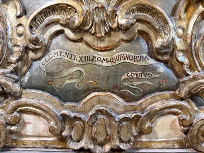 High Sideboard with the Coat of Arms of Clement XIII - Circa 1760