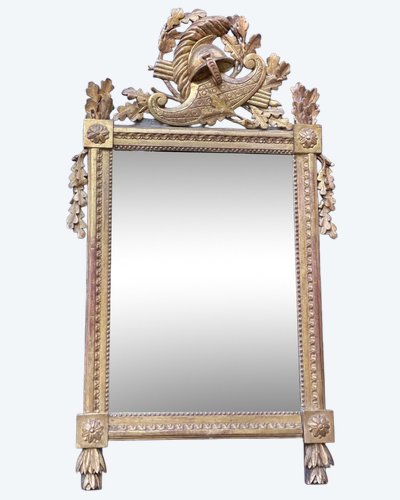 Miroir Louis XVI En Bois Sculpté Doré, XVIIIème Siècle