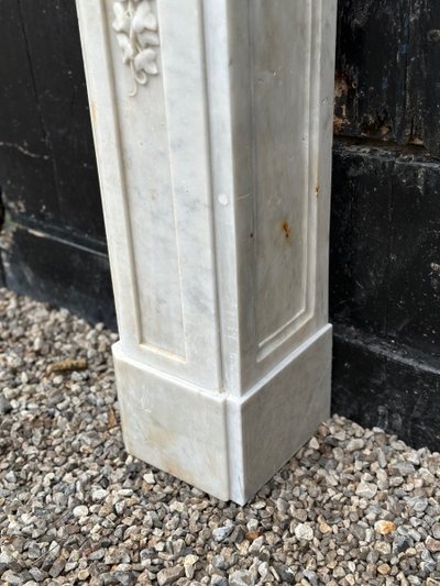 Kamin Aus Weißem Carrara-Marmor Um 1880