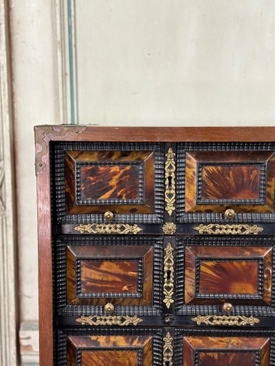 Cabinet En Bois Noirci Et écaille Blonde, Italie Fin XVIIéme Siècle