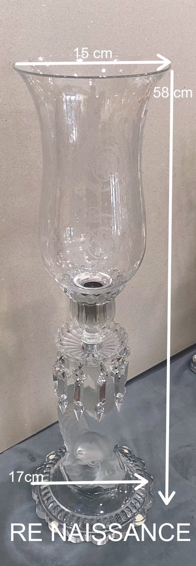 Imposing candlestick torch Baccarat Dauphin model.