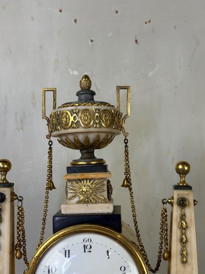 Louis XVI Portico Clock In Marble And Gilt Bronze, 18th Century