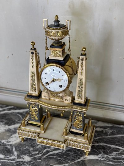 Louis XVI Portico Clock In Marble And Gilt Bronze, 18th Century