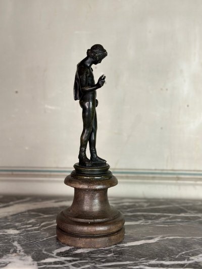 Narciso, bronzo antico su base di legno, 1880 circa