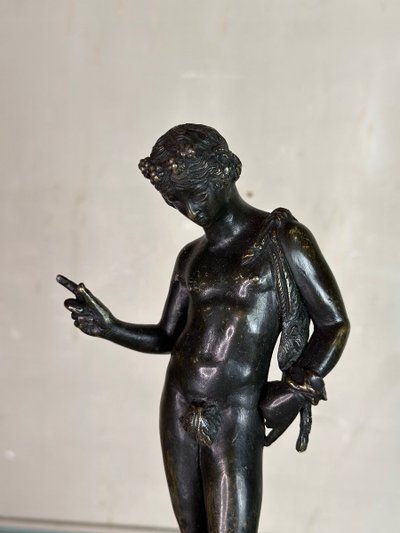 Narciso, bronzo antico su base di legno, 1880 circa