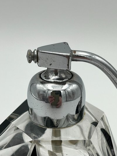 Art Deco perfume spray