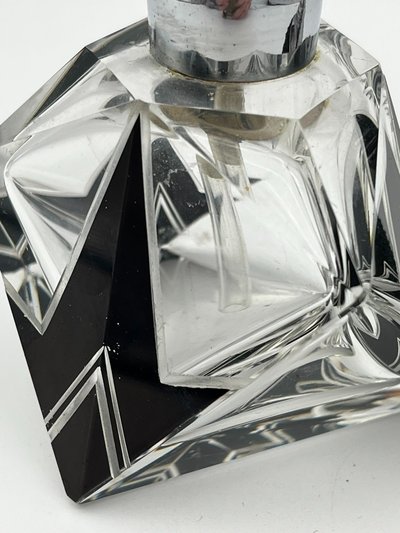 Art Deco perfume spray