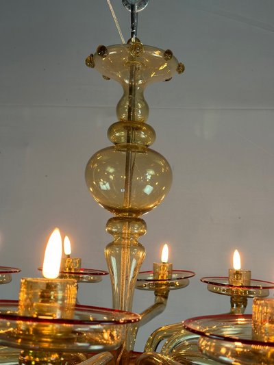 Venezianischer Kronleuchter aus Muranoglas in Mordoré mit rotem Netz, Venini Um 1940