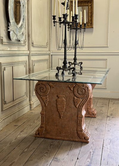 Paire De Socles De Table En Marbre Rouge De Vérone, Italie, XIXème Siècle
