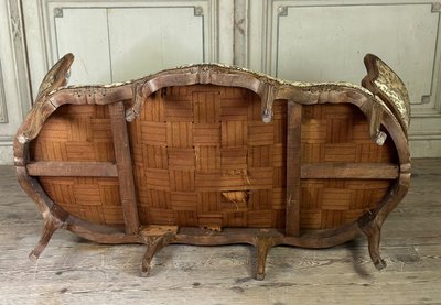 Banquette Corbeille Louis XV En Bois Sculpté, XVIIIème Siècle