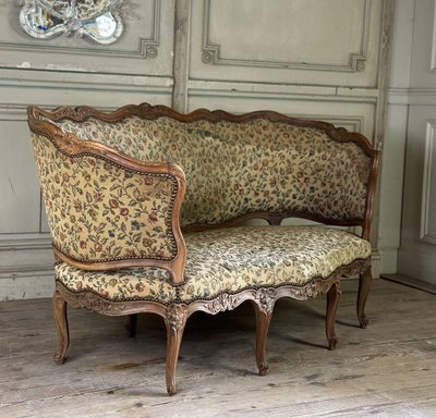 Banquette Corbeille Louis XV En Bois Sculpté, XVIIIème Siècle