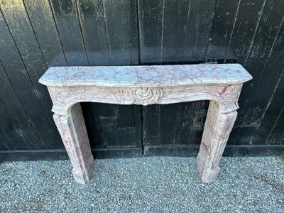 Caminetto in stile Luigi XV in marmo rosa, 1980 circa