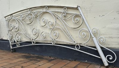 Rampe ou garde corps de montée d'escalier en fer 