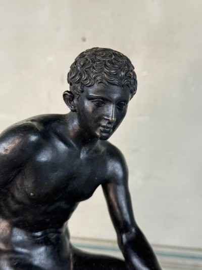 Hermès Au Repos, bronzo patina nera, qualità molto raffinata, inseguimento 19° secolo