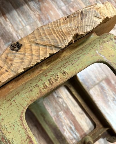 Ladentisch oder Schneidetisch aus Metall und Holz