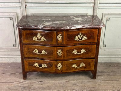 Commode Louis XV En Placage Et Bronzes Dorés, Marbre De Rance, XVIIIème Siècle