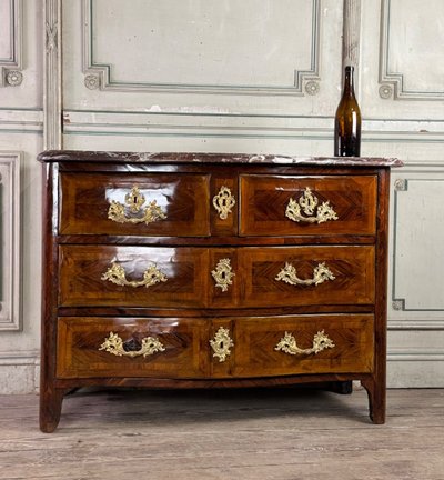Commode Louis XV En Placage Et Bronzes Dorés, Marbre De Rance, XVIIIème Siècle