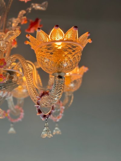 Lampadario veneziano in vetro di Murano incolore e rosa, 6 bracci luminosi, circa 1940