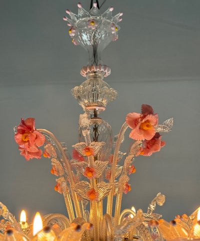 Lampadario veneziano in vetro di Murano incolore e rosa, 6 bracci luminosi, circa 1940