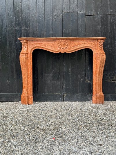 Kamin Im Stil von Louis XV Aus Rotem Veroneser Marmor Um 1880