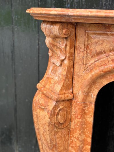 Kamin Im Stil von Louis XV Aus Rotem Veroneser Marmor Um 1880