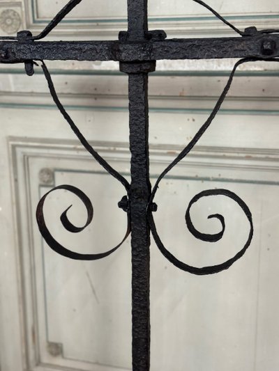 Croix En Fer Battu, XVIIIème Siècle