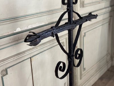 Croix En Fer Battu, XVIIIème Siècle
