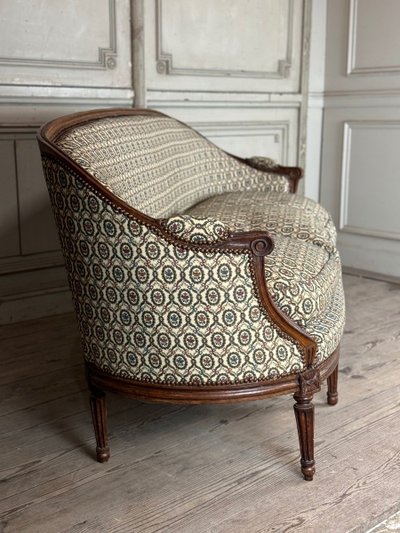 Louis XVI Carved Beech Basket Bench On 7 Legs 18th Century