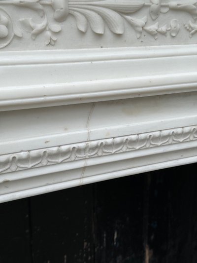 Kamin Im Stil Louis XVI Weißer Marmor Statuarisch Um 1880
