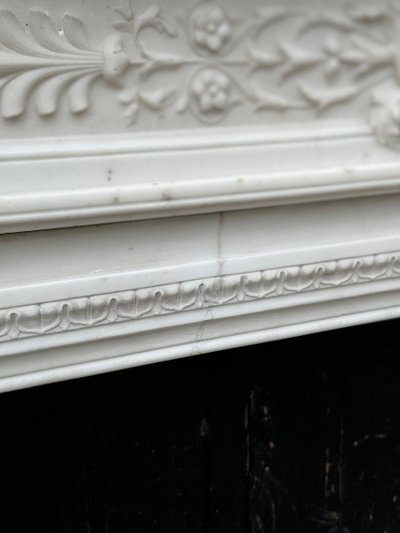 Kamin Im Stil Louis XVI Weißer Marmor Statuarisch Um 1880