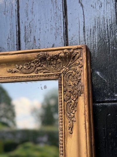 Miroir Empire En Bois Stuqué Et Doré, Début XIXème Siècle