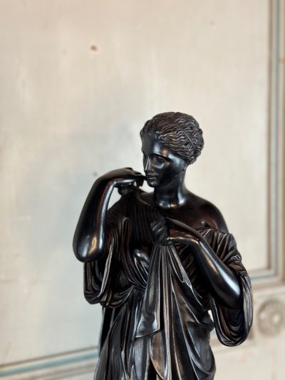 Diane De Gabies, Bronze d'Après L’antique, Patine Noire  XIXème Siècle