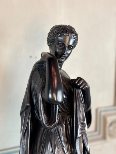 Diane De Gabies, Bronze d'Après L’antique, Patine Noire  XIXème Siècle