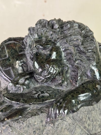 Scultura in marmo verde serpentino, Il leone di Lucerna di Bertel Thorvaldsen 1880 ca.