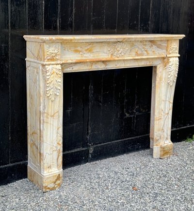Cheminée De Style Louis XVI En Marbre Jaune De Sienne Vers 1880