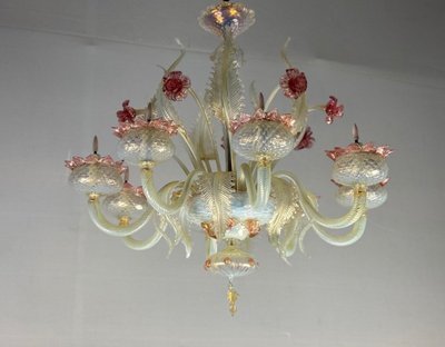Venetian Chandelier in Opalescent, Gold and Red Murano Glass, 8 Light Arms Circa 1930
