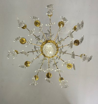 Lampadario a gabbia in bronzo dorato decorato con pendenti in vetro a forma di piuma di pavone, circa 1800