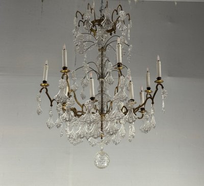 Lampadario a gabbia in bronzo dorato decorato con pendenti in vetro a forma di piuma di pavone, circa 1800