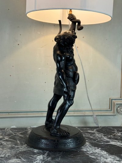 Sileno ubriaco, bronzo dall'antico montato a lampada, XIX secolo