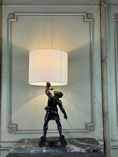 Sileno ubriaco, bronzo dall'antico montato a lampada, XIX secolo