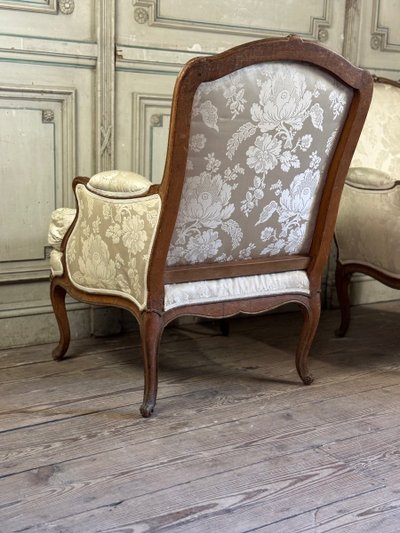 Paire De Grandes Bergères Louis XV Estampillée Nicolas Quinibert Foliot , Paris XVIIIème Siècle