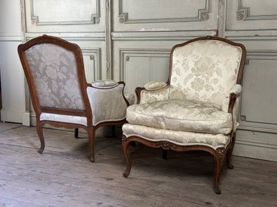 Paire De Grandes Bergères Louis XV Estampillée Nicolas Quinibert Foliot , Paris XVIIIème Siècle