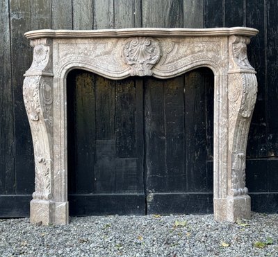 Camino Napoleone III in Marmo Beige Lumel, 1880 circa