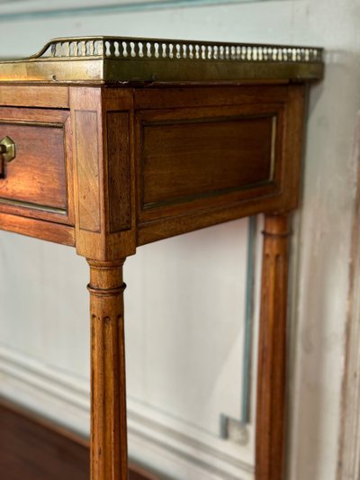 Console En Acajou Louis XVI, XVIIIème siècle