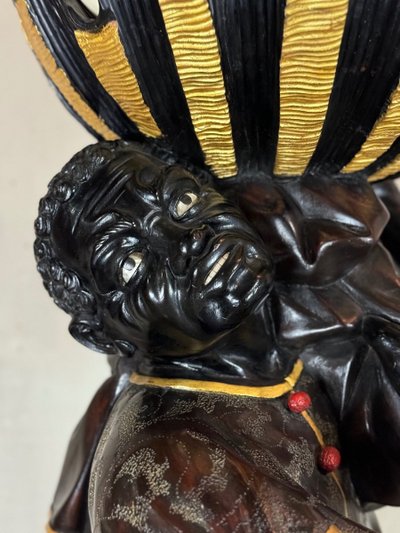 Coppia di porta bacinelle moreschi, sculture veneziane laccate e dorate, circa 1880