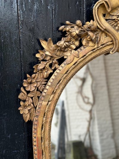 Louis XVI Mirror, Trumeau Mantelpiece in Carved and Gilded Wood, 18th Century